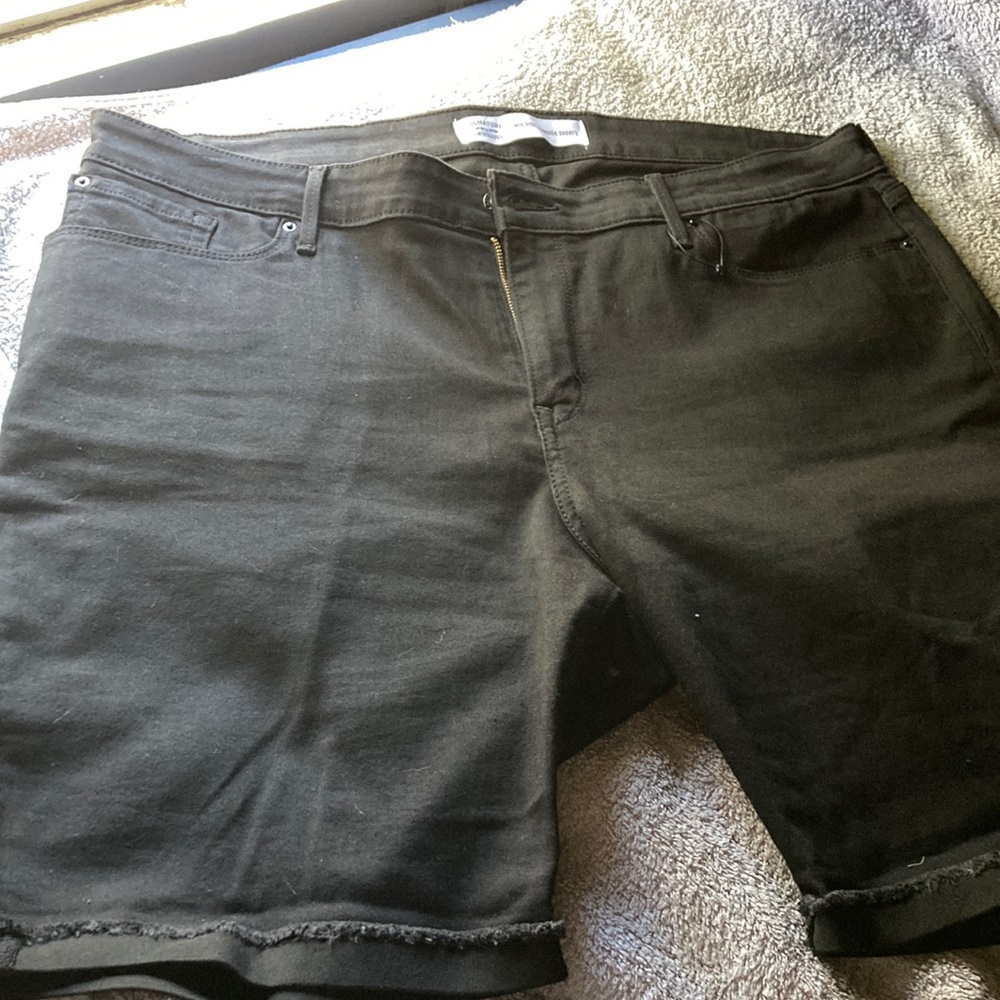 Levi’s Strauss women Bermuda short